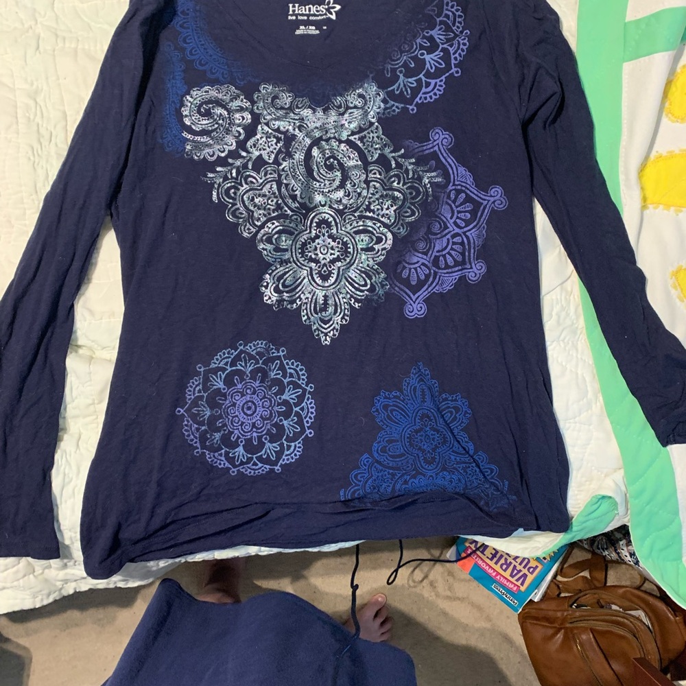 Hanes Women's Long Sleeve Top with Blue Patterns